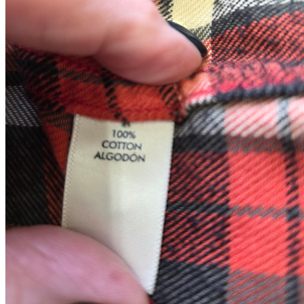 BKE Mens Red Black Plaid Flannel Shirt Raw Fringe Hem BKENY1000 Size M - Picture 6 of 6